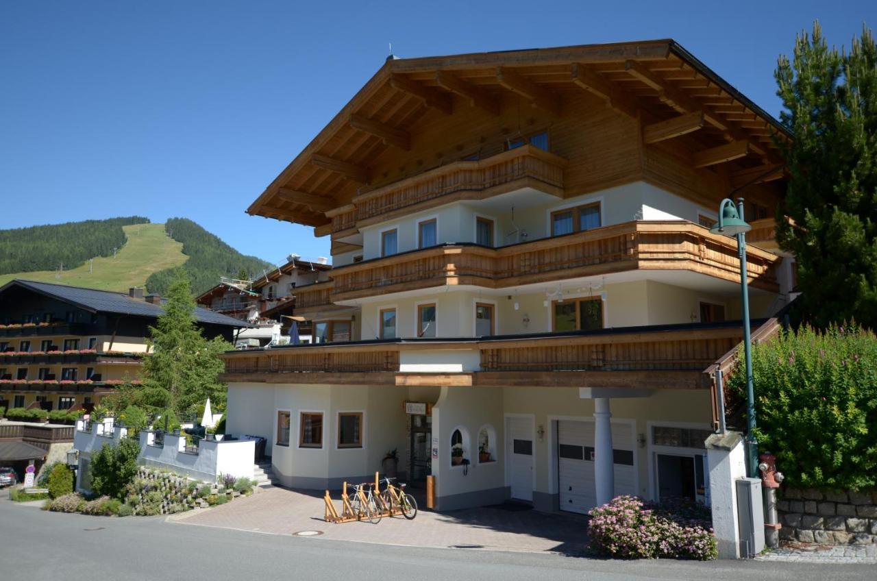 Landhaus Andrea Saalbach Saalbach-Hinterglemm Exterior foto